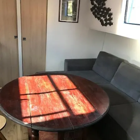 Peniche Nenes Bådhotel *